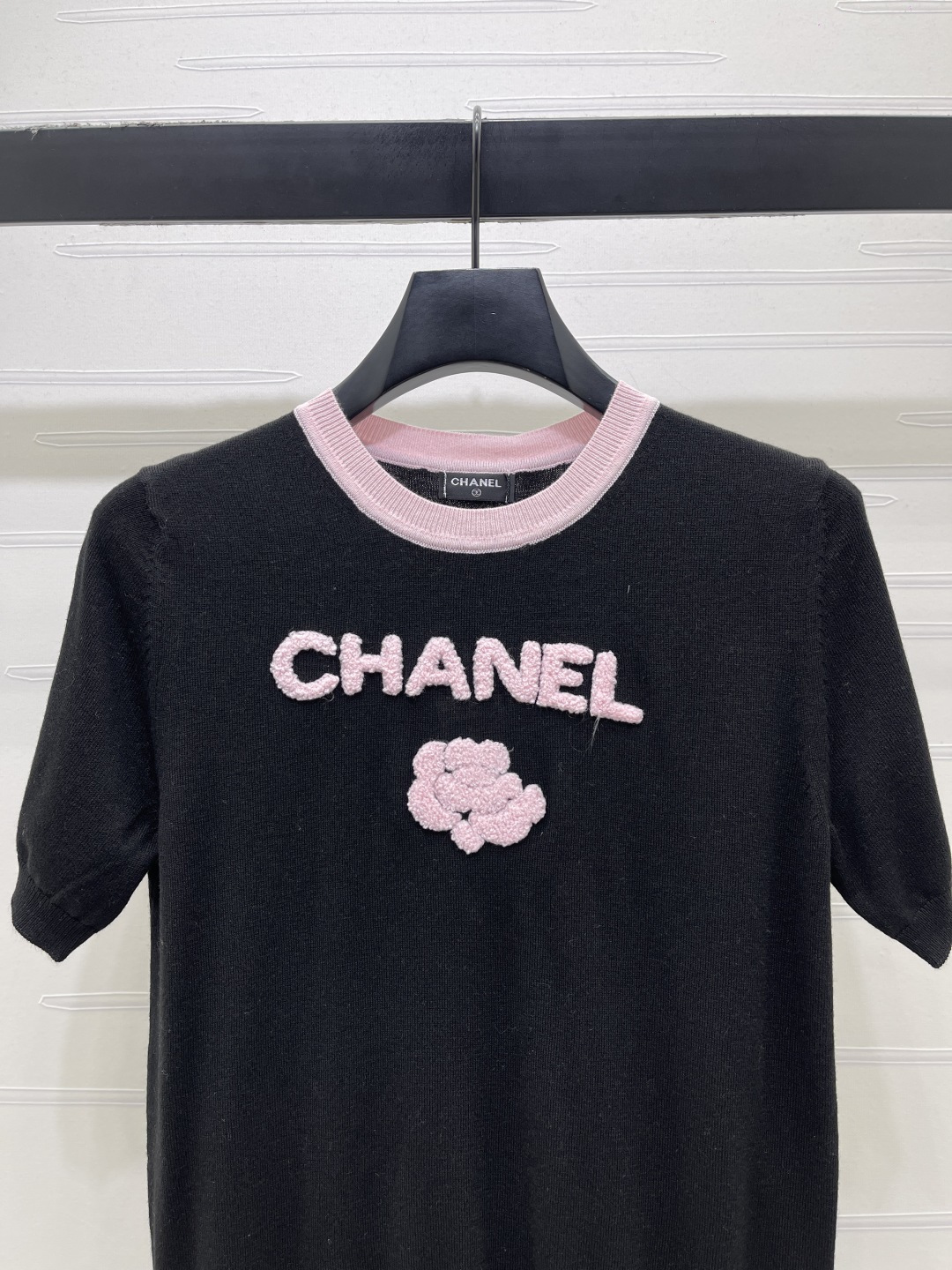 Women's short sleeves